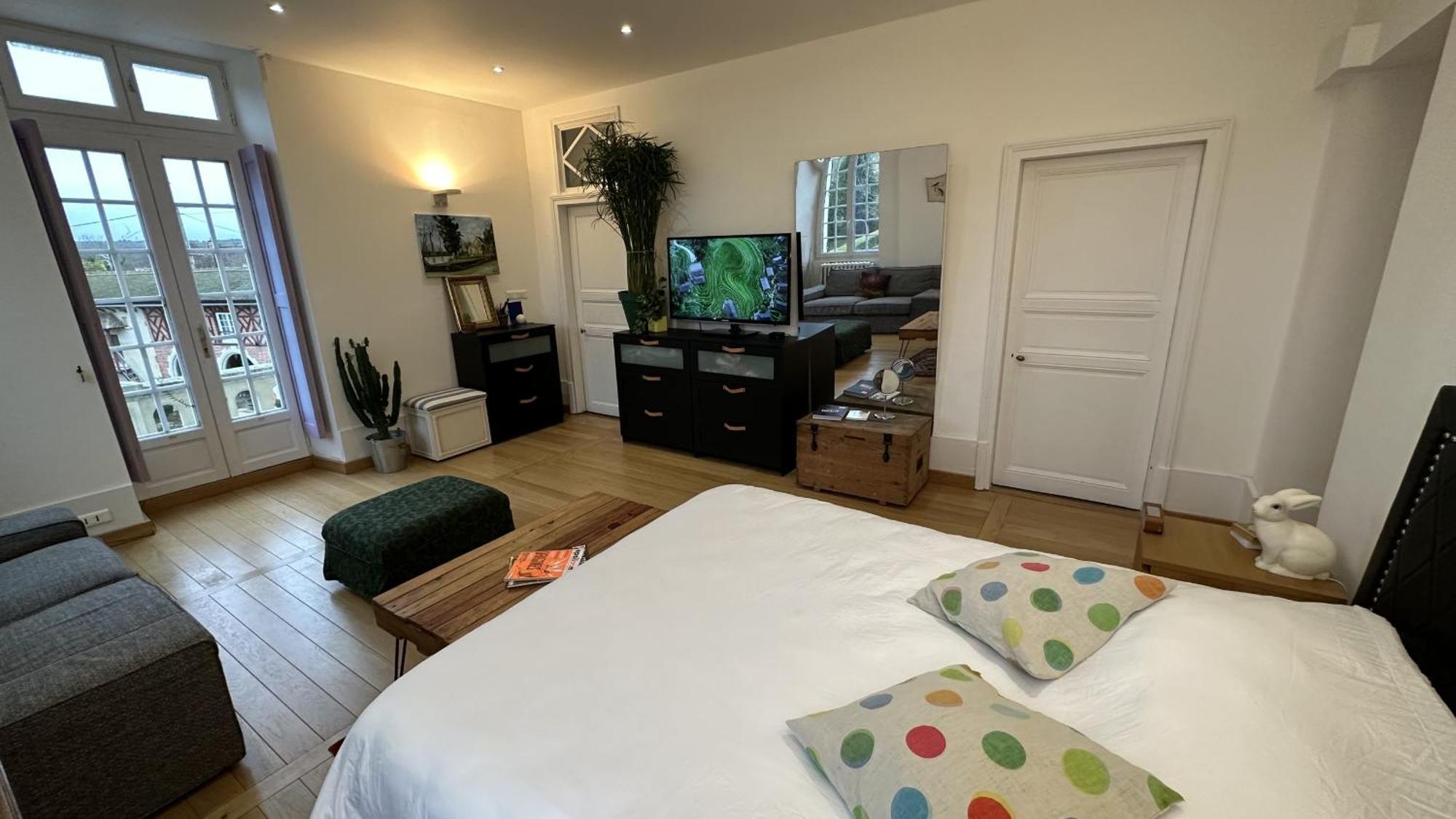Le Prieure De Buffon Quarto foto