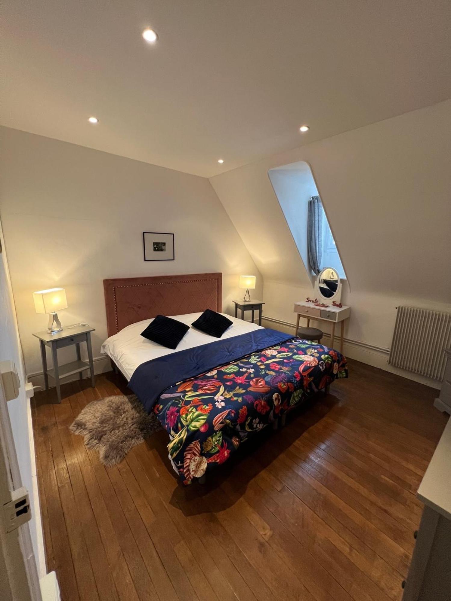 Le Prieure De Buffon Quarto foto