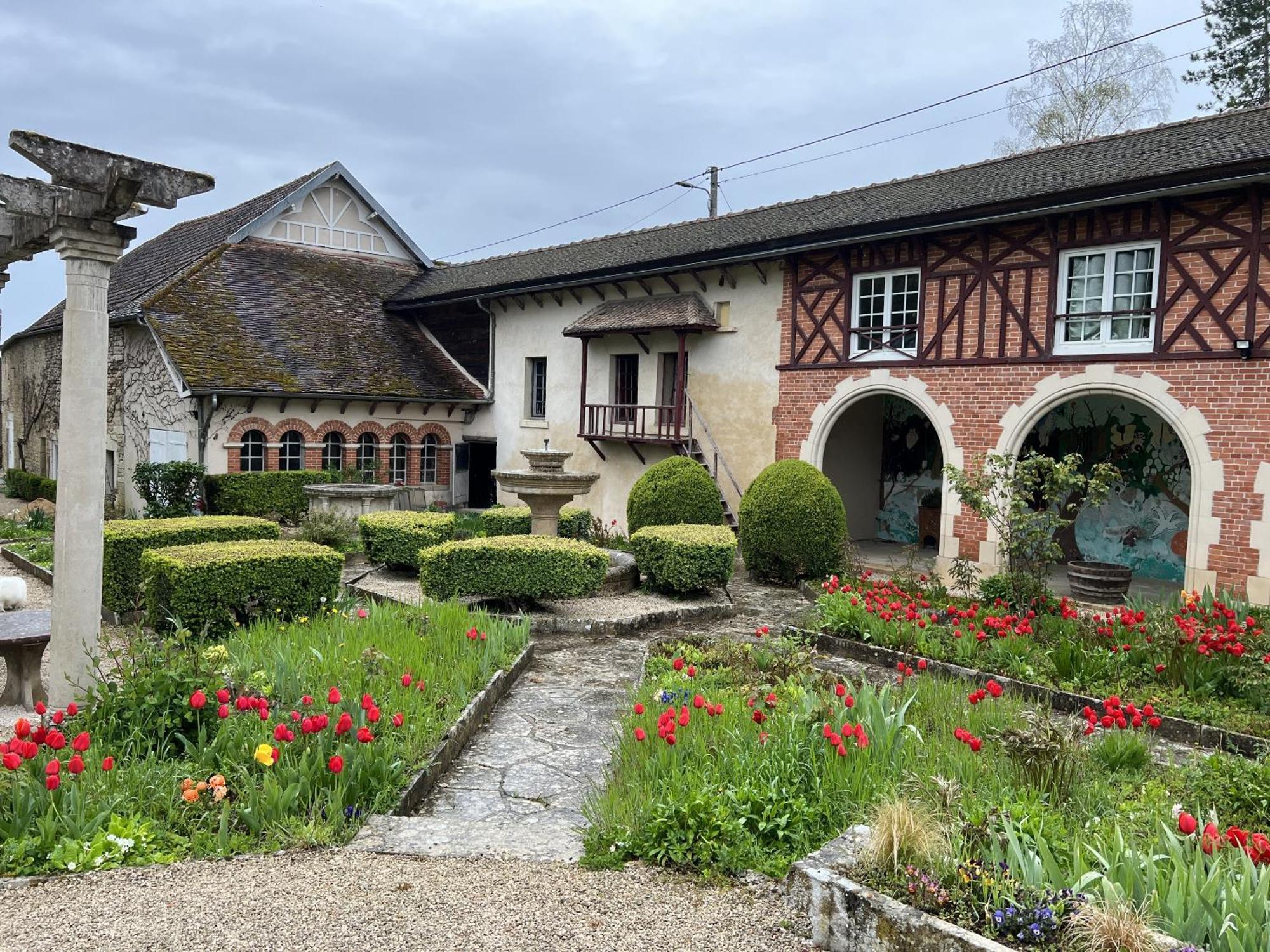 Le Prieure De Buffon Quarto foto